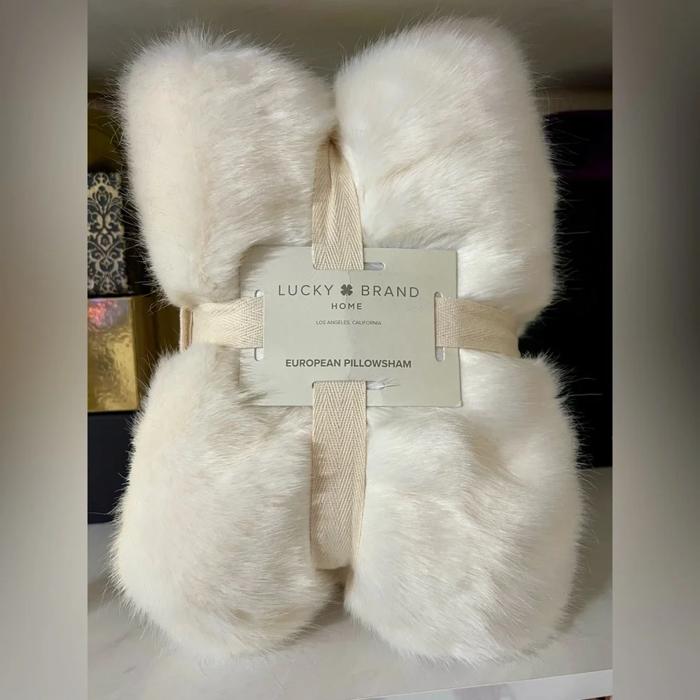 NWT Lucky Brand Faux Fur Ivory European Sham